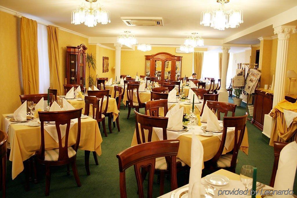 Monte-Nelly Hotel Bucharest Luaran gambar